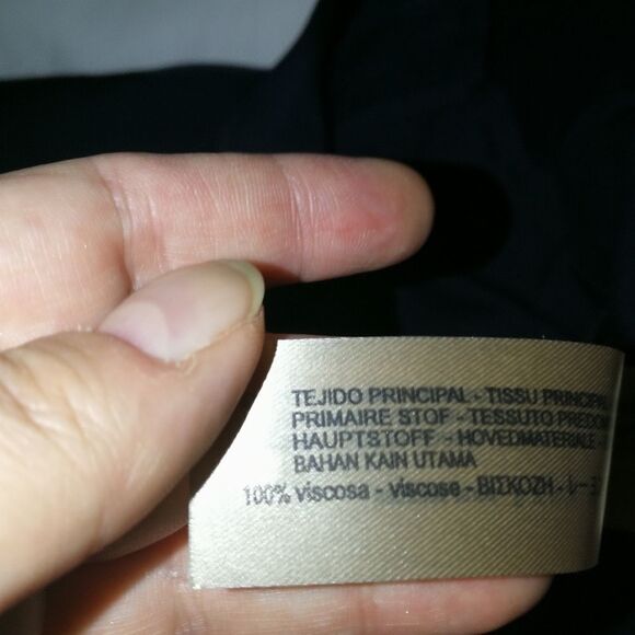 MASSIMO DUTTI Navy Lightweigth Flowy Faux Wrap V Neck Tank Top Size 8 - Picture 10 of 11